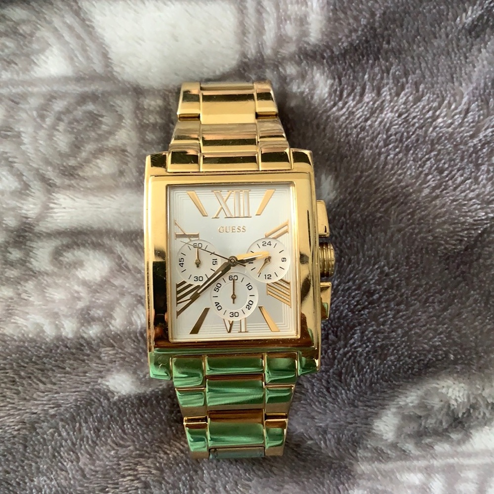 Guess watch